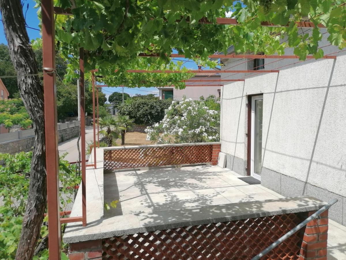 Apartment Dinka Kornic Exterior photo