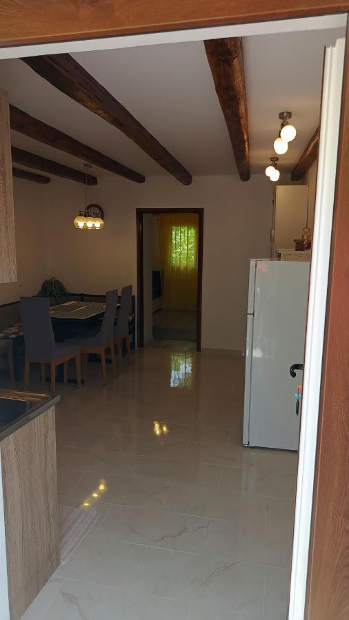 Apartment Dinka Kornic Exterior photo